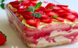 Torta de Morangos do Paraíso deliciosa e apaixonante vai te surpreender