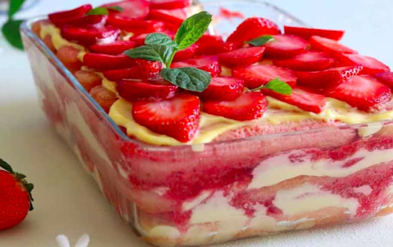 Torta de Morango do Paraíso deliciosa e apaixonante vai te surpreender