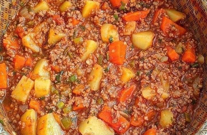 Carne Moída com batata e cenoura receita simples para fazer hoje
