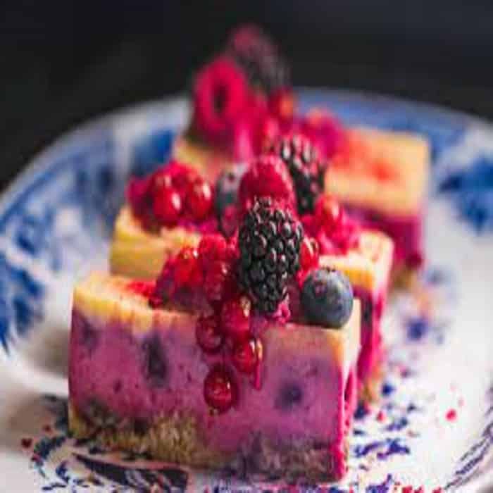 Cheesecake de cerejas e frutas doces DIVINO faça para impressionar