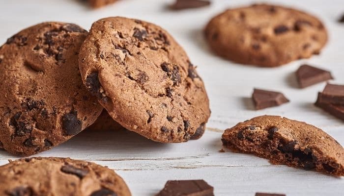 Cookies de chocolate que derrete na boca nossa é bom DEMAIS faça JÁ