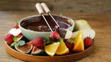Fondue de Chocolate delicioso e simples vem aprender já