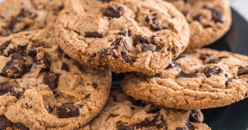 Cookies com gotas de chocolate como o do subway uma delícia