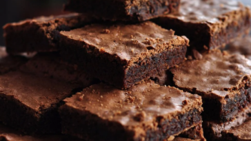 Brownie de Chocolate fácil de fazer e muito crocante