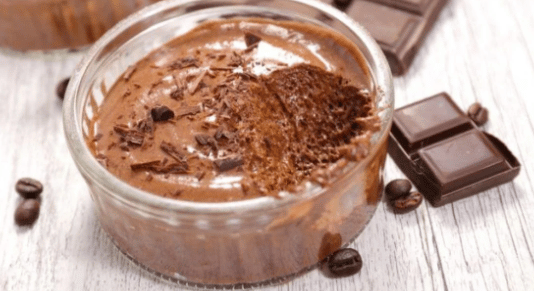Mousse de Chocolate cremoso uma delicia de receita aprenda já