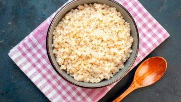 Aprenda a fazer arroz integral: Fácil e simples